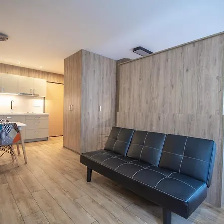 Apartment With Projector And Balcony Between Main Square And Kazimierz Quarter