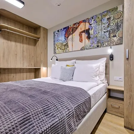 With Projector And Balcony Between Main Square And Kazimierz Quarter * Krakow