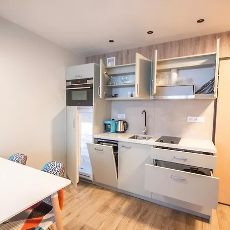 With Projector And Balcony Between Main Square And Kazimierz Quarter *