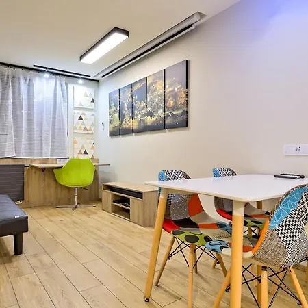 With Projector And Balcony Between Main Square And Kazimierz Quarter Апартаменты